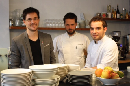 Mikaël Grou, Mauricio Zillo et son second Francesco Ruggiero, chez A mere.