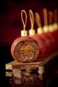 Bûche 2015 : La Réserve Paris-Hotel and Spa choisit les boules de Noël