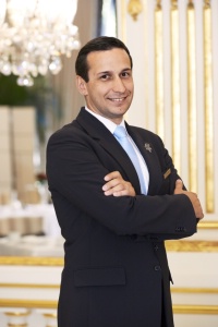Xavier Thuizat a créé la cave et les cartes des restaurants de The Peninsula Paris, ouvert le 1er août 2014.