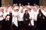 Anne Hidalgo remet la médaille Grand Vermeil à tous les chefs étoilés parisiens