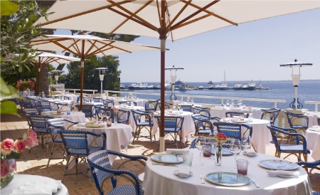 La terrasse de La Passagère: grand bleu et gastronomie.