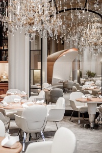 'Nous avons ici une harmonie des lieux, des contenus et des contenants', dit Alain Ducasse.