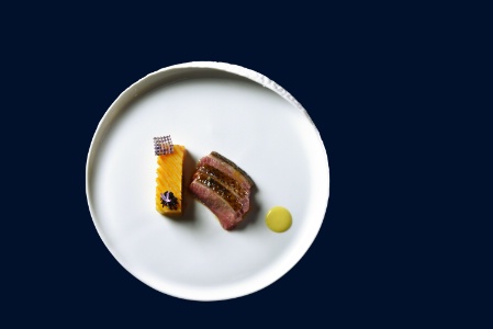 Le plat du vainqueur : le Canard Rôti, oranges épicées et patates douces.