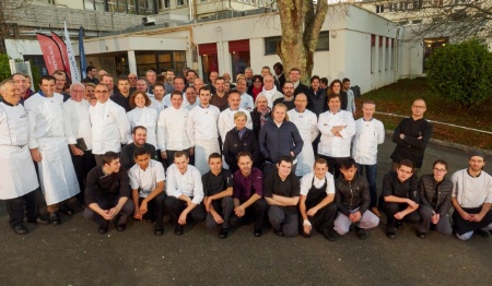 Candidats, commis, toute l'équipe du lycée de Quimper, tous investis dans la réussite de cette 3ème édition. Candidats, commis, toute l'équipe du lycée de Quimper, tous investis dans la réussite de cette 3ème édition.