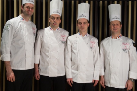 L'équipe de France : Jean-Thomas Schneider, Bastien Girard, Etienne Leroy et le coach Marc Rivière.