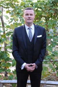 Paul Dalrymple, 48 ans, maître d'hôtel à l'Institut Lyon Bellecour (69).