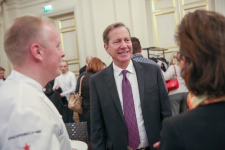 Michael Ellis, directeur international des guides Michelin : 'Je termine ma sixième année et je crois que la vitalité de la gastronomie en France n'a jamais été aussi remarquable.'