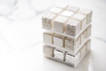 Cédric Grolet et le Rubik's de Noël du Meurice