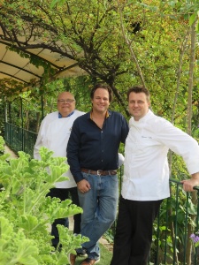 Thomas Millo et son frère Matthieu sont les nouveaux gérants de l'Auberge de la Madone (ici, avec leur père Christian)