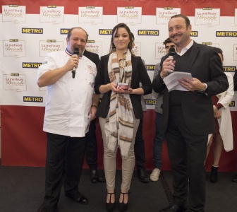 Prix spécial : Meilleur Apprenti 2018 : Bettina Bolouvi du restaurant Château de la Tour à Gouvieux, avec Gilles Goujon et Vincent Ferniot.