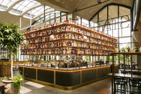 Le cocktail bar.