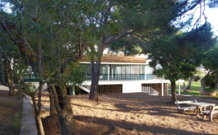 Image 3 D du futur restaurant panoramique au coeur d'un parc disposant d'un accès privatif à la plage de Sète. Image 3 D du futur restaurant panoramique au coeur d'un parc disposant d'un accès privatif à la plage de Sète.