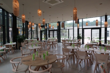 Le restaurant compte 70 places en intérieur et 40 en terrasse.