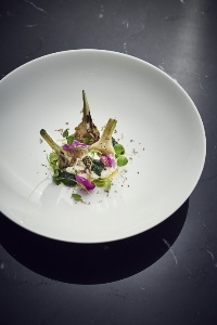Les artichauts à la truffe à la ricotta et au persil. Les artichauts à la truffe à la ricotta et au persil.