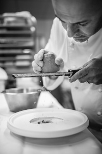 Olivier Nasti : 'Je me suis imprégné du terroir alsacien et je donne ma version de ses plats tout en préservant la mémoire et l'émotion'.