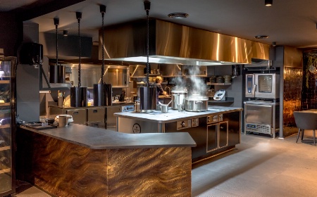 La cuisine de L'Ours a été réalisée sur mesure.