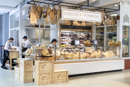 On compte 150 variétés de fromages et autant de charcuteries.
