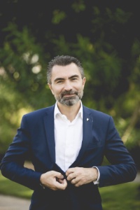 David Sinapian, président des Grandes Tables du Monde pour une nouvelle mandature. David Sinapian, président des Grandes Tables du Monde pour une nouvelle mandature.
