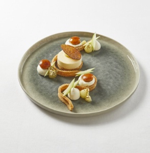 Le Saint-Honoré à l'assiette d' Eva Lefrançois, chef de partie au Westin Paris Vendôme.