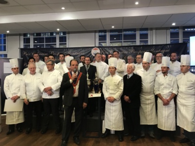 Les candidats et les membres du jury, anciens lauréats. Les candidats et les membres du jury, anciens lauréats.