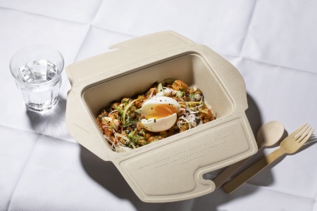 Pois chiches, oeuf mollet, poulpe (pois chiches cuisinés au cumin, paprika fumé et citron confit, oeuf mollet, poulpe rôti) Pois chiches, oeuf mollet, poulpe (pois chiches cuisinés au cumin, paprika fumé et citron confit, oeuf mollet, poulpe rôti)