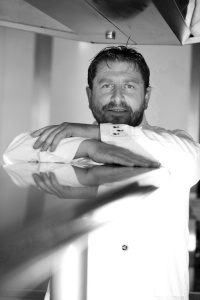 Olivier Bellin de l'Auberge des Glazicks à Plomodiern. Olivier Bellin de l'Auberge des Glazicks à Plomodiern.