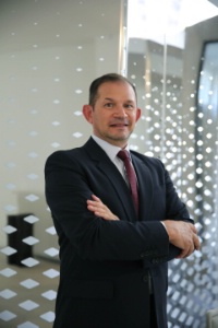 Zakari Benkhadra, nouveau Directeur Général de Gault&Millau France.