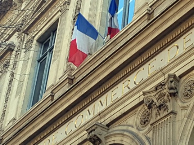 En cas d'ouverture illégale, un restaurateur pourrait se retrouver devant le tribunal de commerce pour concurrence déloyale En cas d'ouverture illégale, un restaurateur pourrait se retrouver devant le tribunal de commerce pour concurrence déloyale