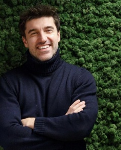 Almir Ambeskovic succède à Bertrand Jelensperger au poste de Président-Directeur Général de TheFork. Almir Ambeskovic succède à Bertrand Jelensperger au poste de Président-Directeur Général de TheFork.