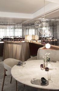 La salle du restaurant compte 30 couverts.