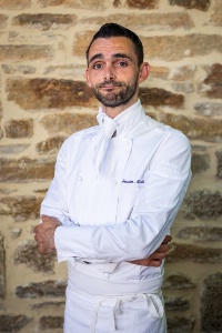 Après quelques mois seulement, le chef Sébastien Martinez a été récompensé pour sa cuisine supervisée par Christian Le Squer.