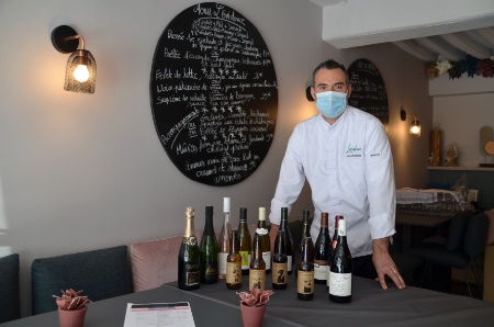 Julien Burdin, chef de L'Évidence à Dijon : 'Nous sommes ravis : c'est un bon démarrage et une belle surprise car nous misions plutôt sur 2022...' Julien Burdin, chef de L'Évidence à Dijon : 'Nous sommes ravis : c'est un bon démarrage et une belle surprise car nous misions plutôt sur 2022...'