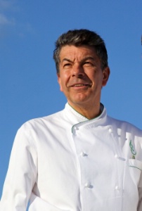 Après Guy Martin, Régis Marcon est le nouveau le président du Studio Culinaire Servair. Après Guy Martin, Régis Marcon est le nouveau le président du Studio Culinaire Servair.