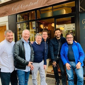 De gauche à droite : Philippe Cadeau, Éric Frechon, Christian Constant, Christophe Felder, Cyril Lignac et Yves Camdeborde. De gauche à droite : Philippe Cadeau, Éric Frechon, Christian Constant, Christophe Felder, Cyril Lignac et Yves Camdeborde.