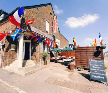 Le bar-brasserie de la Vallée est l'unique restaurant de la commune rurale de 360 âmes.