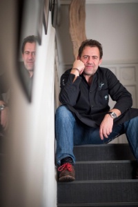 Michel Sarran rejoint le casting de la série Ici tout commence, sur TF1. Michel Sarran rejoint le casting de la série Ici tout commence, sur TF1.