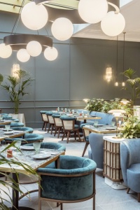 Le Montecito propose 190 places.