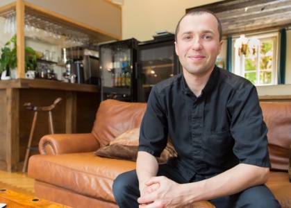 Pour Nicolas Cousinou, chef en milieu rural, fermer le dimanche est économiquement inenvisageable.