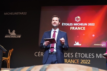 Gwendal Poullennec, directeur international des guides Michelin : 'Nous espérons également que la sélection française 2022 contribuera à attirer de nombreux touristes internationaux cette saison.' Gwendal Poullennec, directeur international des guides Michelin : 'Nous espérons également que la sélection française 2022 contribuera à attirer de nombreux touristes internationaux cette saison.'