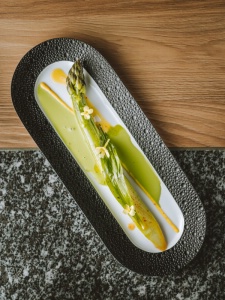 Les formes de chaque assiette épousent leur contenu.