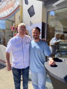 Pascal Liotier et Cédric Grolet ont ouvert une boutique pop-up à Yssingeaux, le temps d'un week-end.. Pascal Liotier et Cédric Grolet ont ouvert une boutique pop-up à Yssingeaux, le temps d'un week-end..