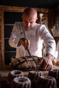 Olivier Nasti, dans sa boulangerie Levain.