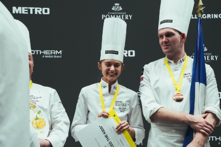 Naïs Pirollet et son commis Cole Millard.