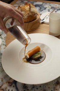 Soupe à l'oignon en trompe l'oeil