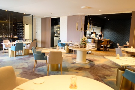 Trois menus sont servis à Ezia : terre ligérienne, terre saline, terre d'union.