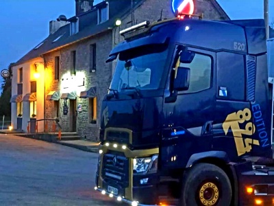 Le plus vieux routier de France n'attire pas uniquement des camionneurs.