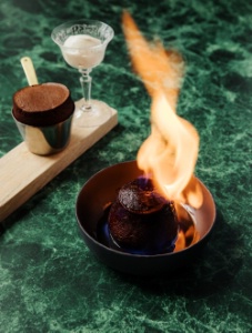 Le soufflé au chocolat.
