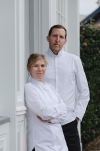 Adeline Lesage et Marc-Antoine Lepage ont ouvert Nacre, leur restaurant gastronomique, sur le bassin d'Arcachon.