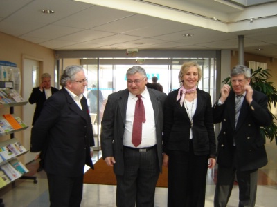 De gauche à droite : Daniel Atinault, président de l’Umih Seine-Maritime, Thierry Dupré, président de l’Umih 80, Dany Deleval, vice-présidente confédérale, et Roger Bellier, président de l’Umih de l’Orne. De gauche à droite : Daniel Atinault, président de l’Umih Seine-Maritime, Thierry Dupré, président de l’Umih 80, Dany Deleval, vice-présidente confédérale, et Roger Bellier, président de l’Umih de l’Orne.