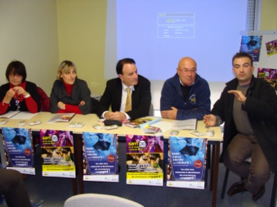 Au centre : Max Micheli, président de l'Umih 47, entouré des acteurs de la campagne de sensibilisation aux excès d'alcool.